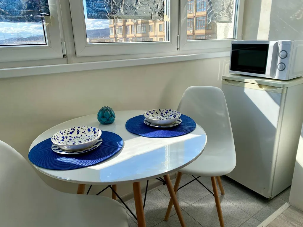 Студия с видом на Эльбрус