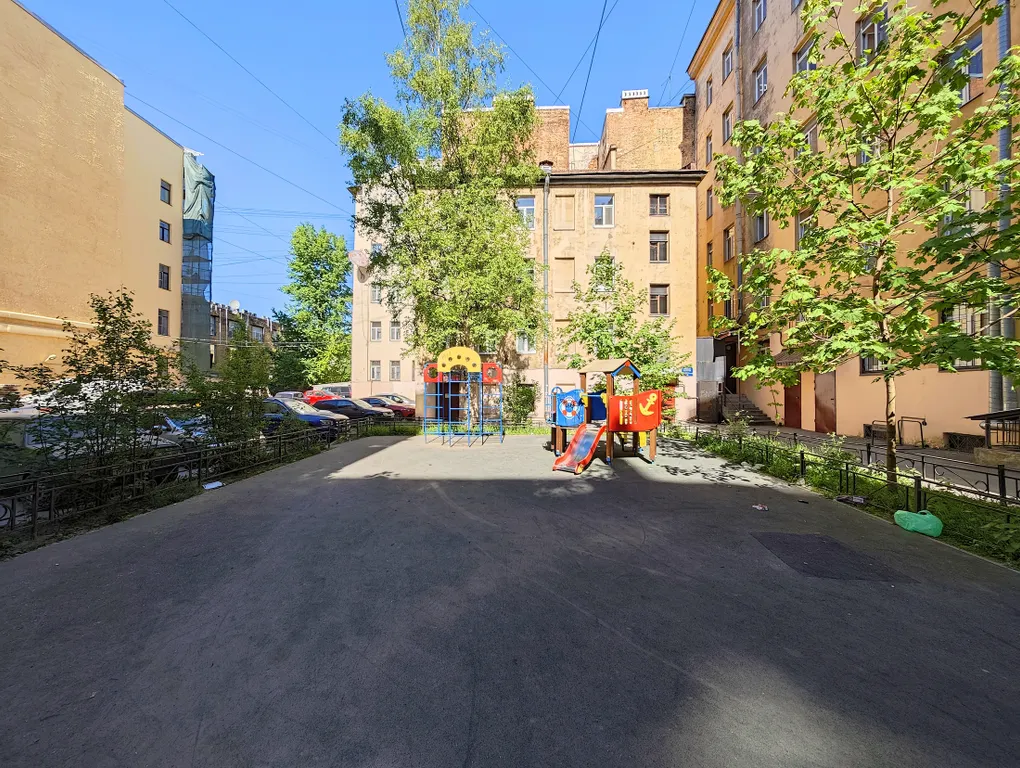 Квартира Квартира Центр города, рядом с метро Василеостровская, бесплатная парковка — Санкт-Петербург