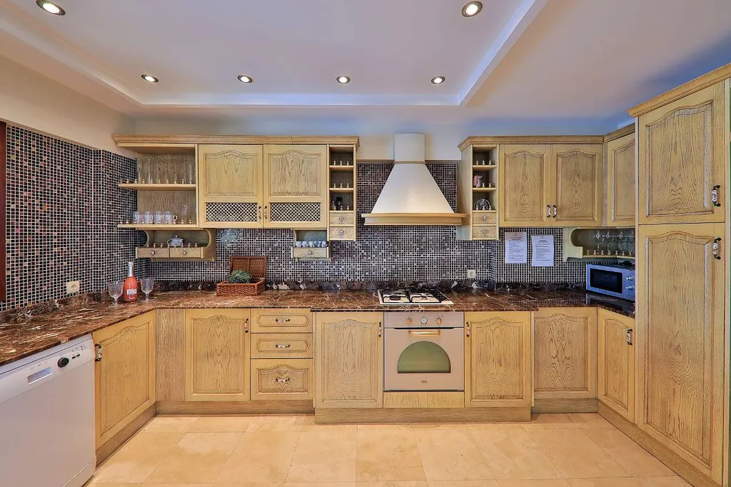 Вилла с видом на море