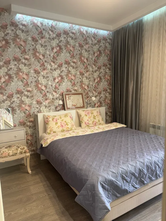 Шикарная евро-трёхкомнатная квартира на набережной