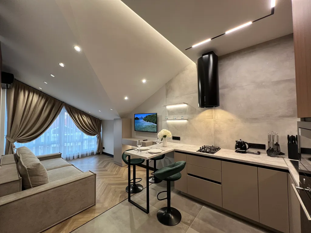 Дизайнерская квартира с прекрасным балконом