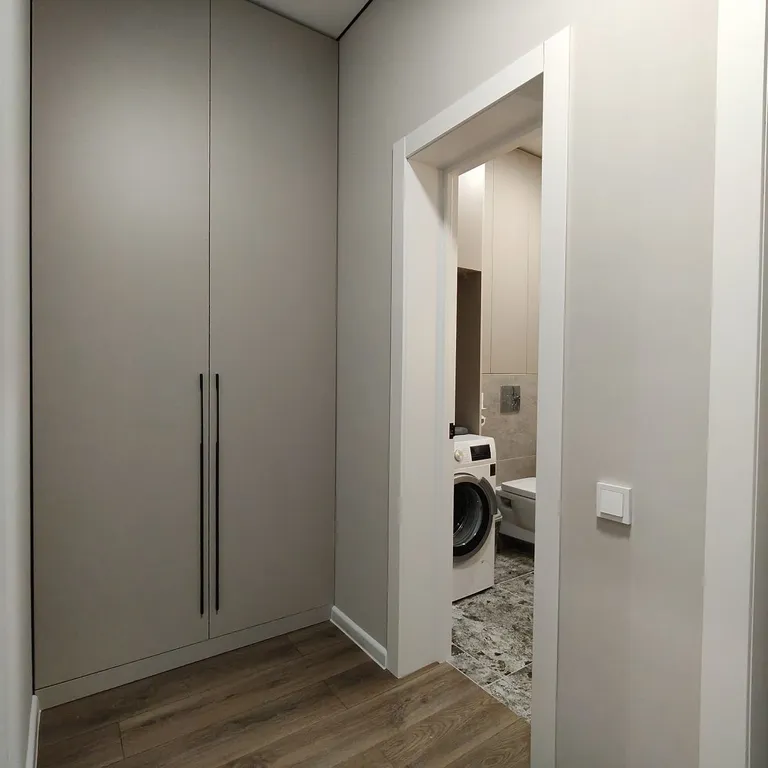 Студия около ЖД вокзала