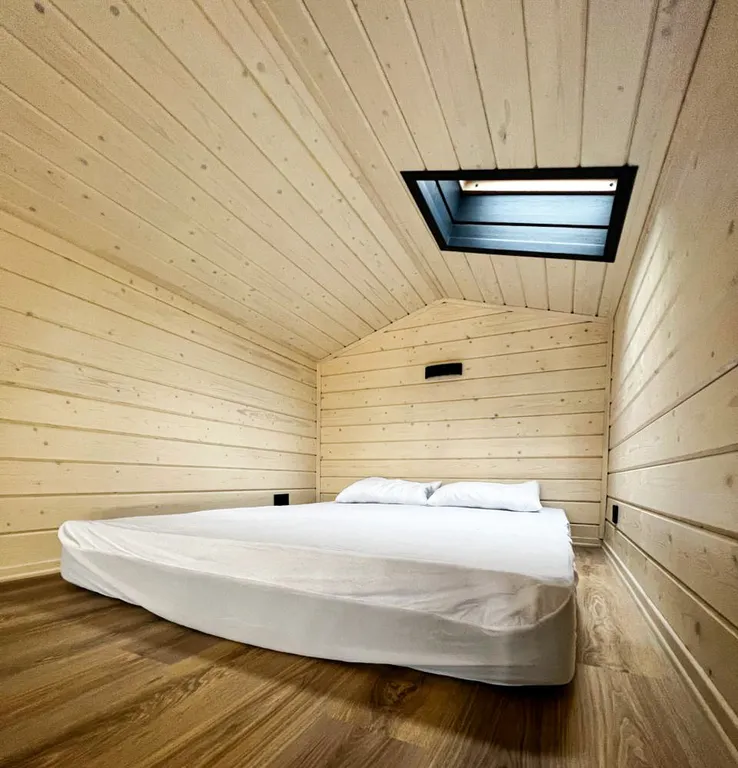 Уютный коттедж БарнХаус с сауной (включена) и сибирским чаном