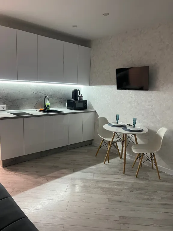 Уютная квартира в новом районе — аренда посуточно в Великий Новгород