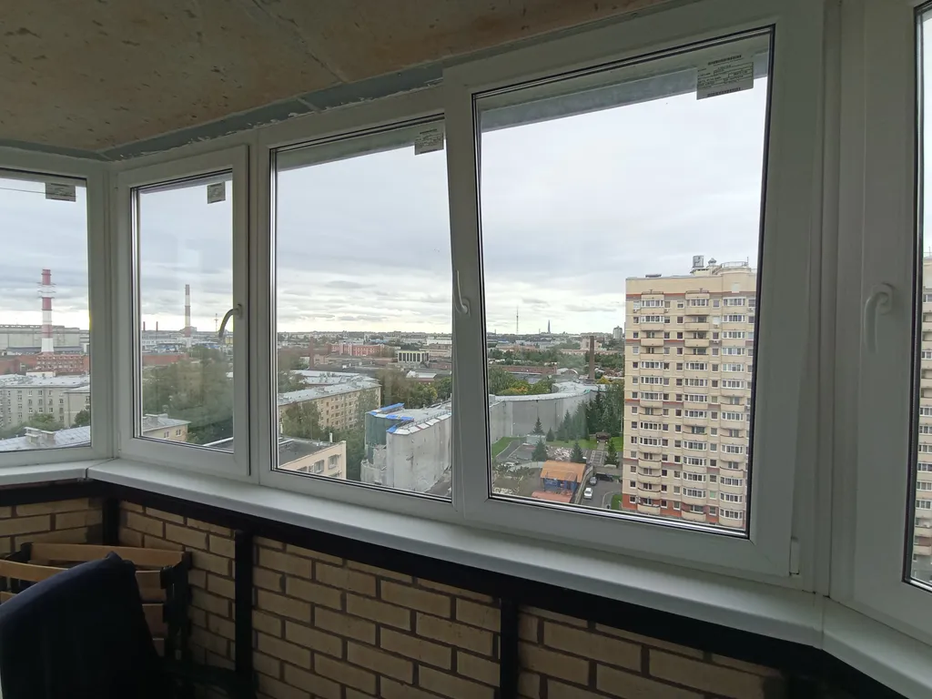 Новая уютная квартира с видом на Смольный, Исаакий и Лахту