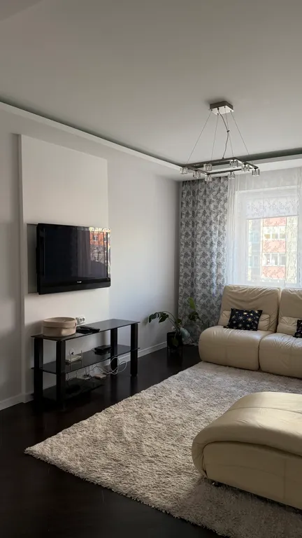 Уютная трёхкомнатная квартира, 10 минут от центра