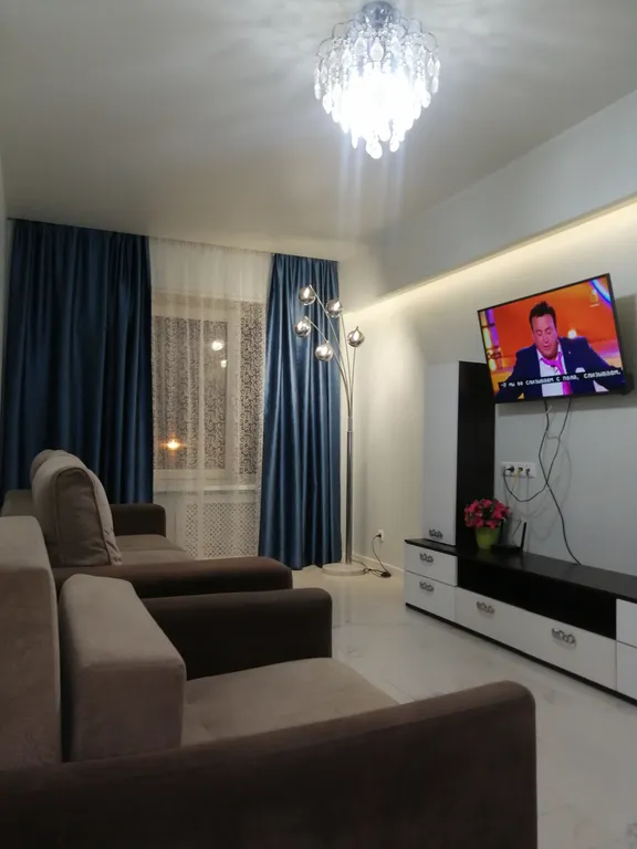 Уютные апартаменты в центре города на набережной