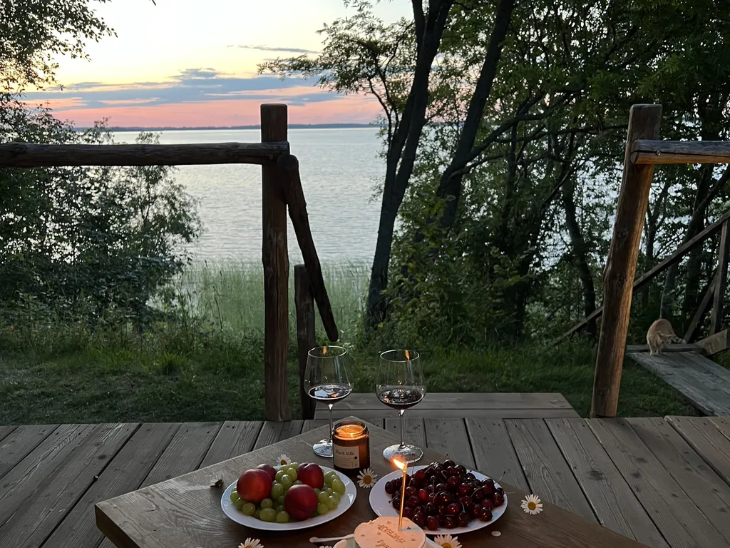 Сафари-тент эко-глэмпинг на берегу озера