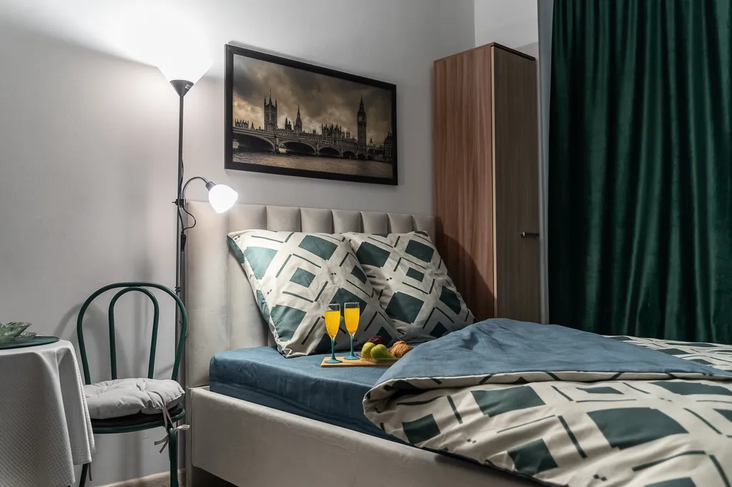 Изумрудные апартаменты рядом с метро