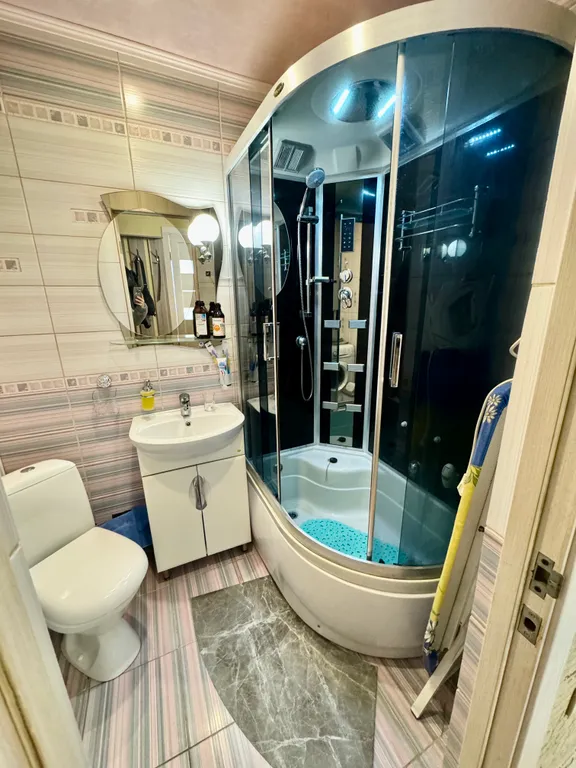 Уютная квартира с кондиционером в историческом центре с парковкой