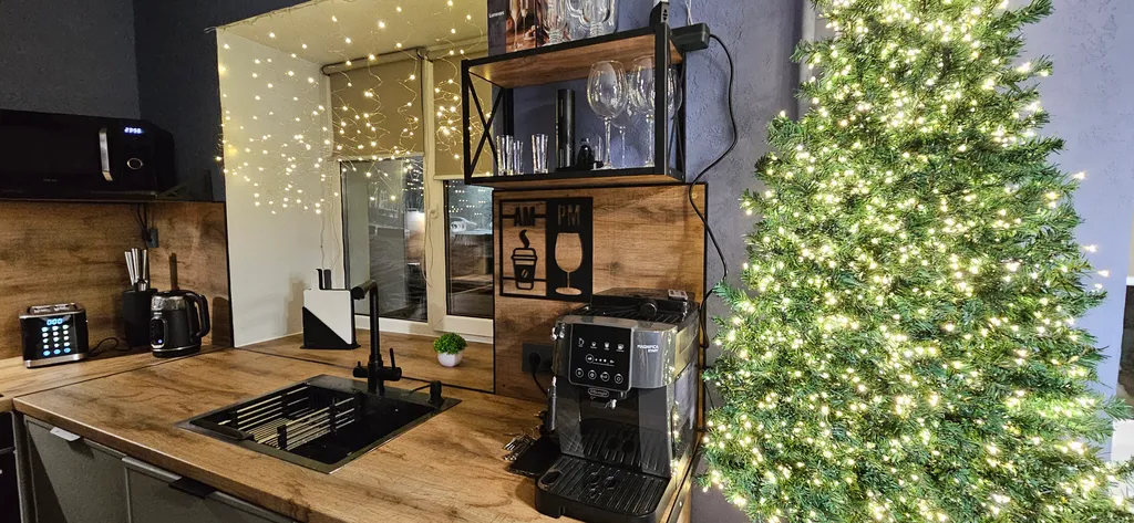 Новая 2-комнатная квартира в сердце Кировска у гостиницы Северная