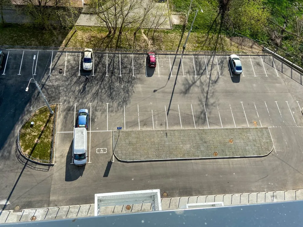 Apartment White Lodging