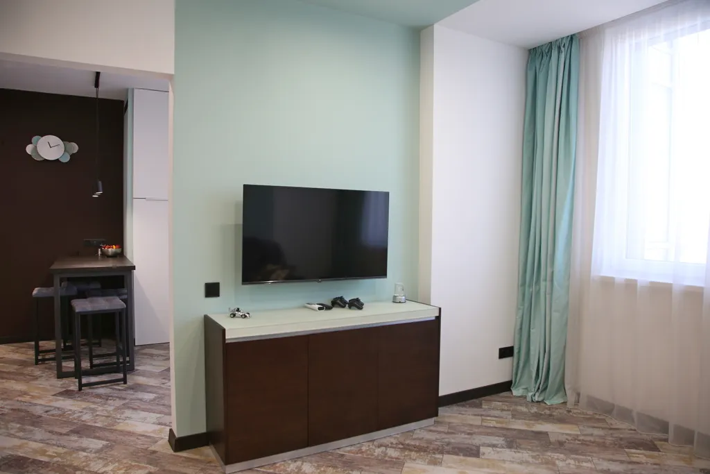 Квартира Апартаменты "Малевич" - мята лаванда и горький шоколад в интерьере — Калининград