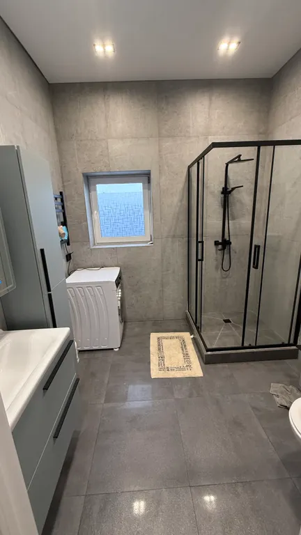 Совершенно новый дом для праздников, рядом с метро