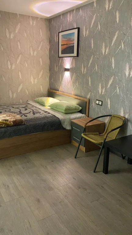 2-комнатная квартира с евроремонтом на проспекте Кирова