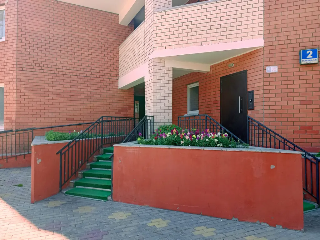 Уютные апартаменты в Университетском Золотой Лев "Семейные"