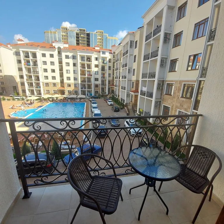 Квартира Апартаменты Изумрудный город — Геленджик