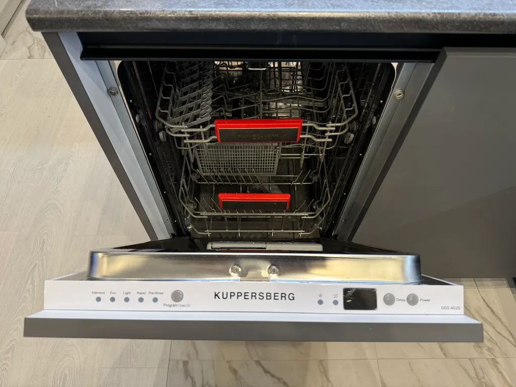 Апартаменты-студия в центре города в новом дoме бизнec-клаcса