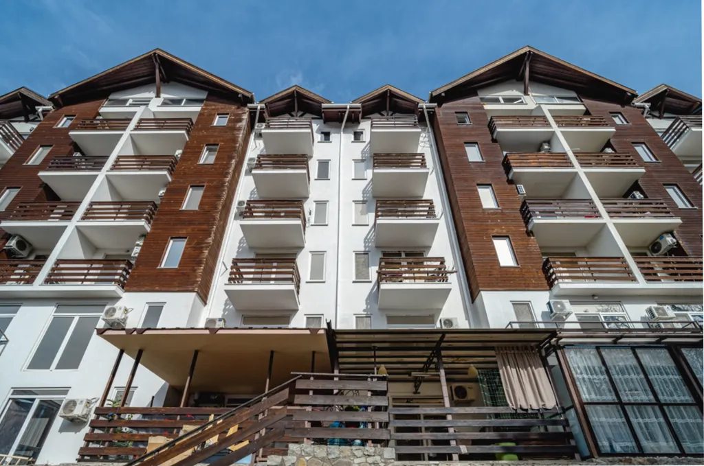 Двухэтажная квартира «отдых у ручья» со своей террасой и мангалом