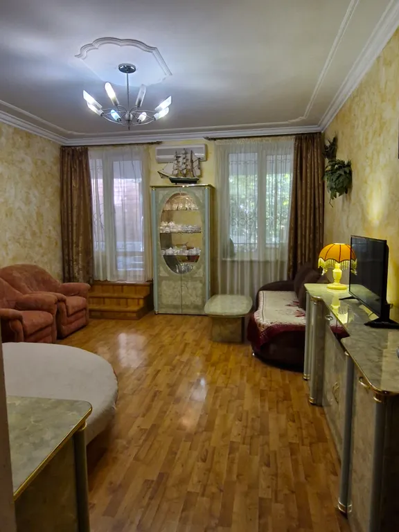 Квартира 2-комнатная Квартира — Севастополь