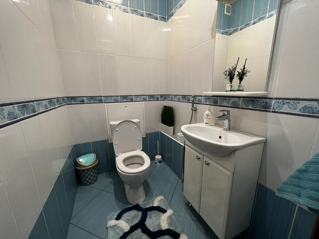 Квартира в центре с красивым видом на колокольню, храм и набережную