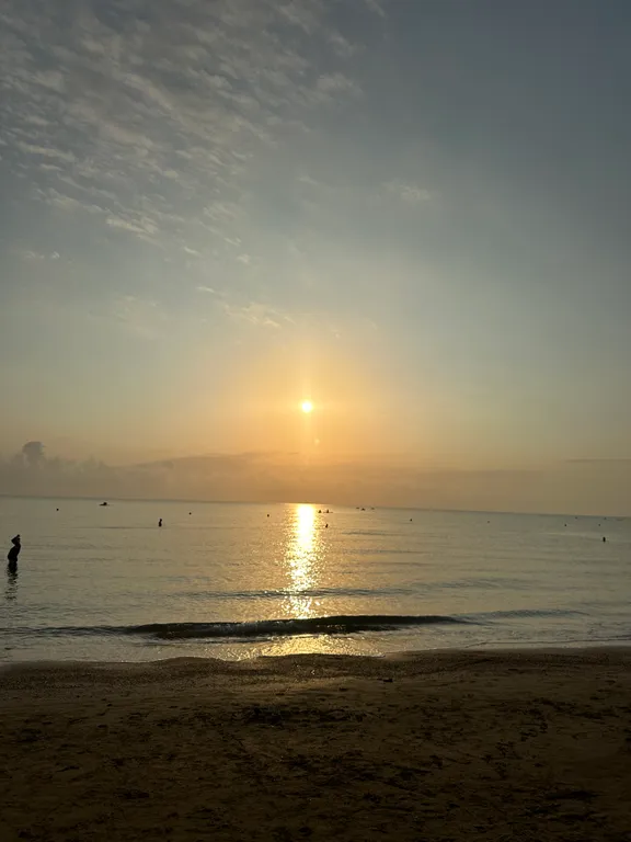 Дом на берегу Каспийского моря