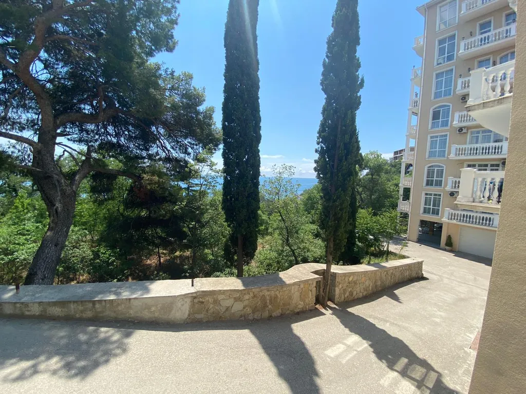 Шикарная современная студия на берегу моря