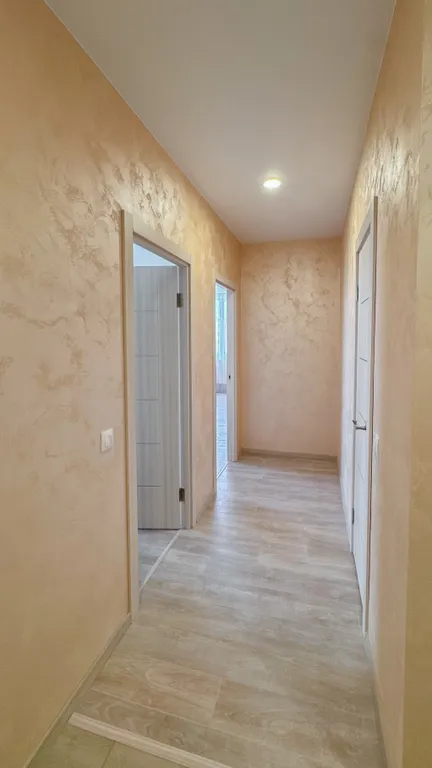 Большая квартира рядом с Планетой