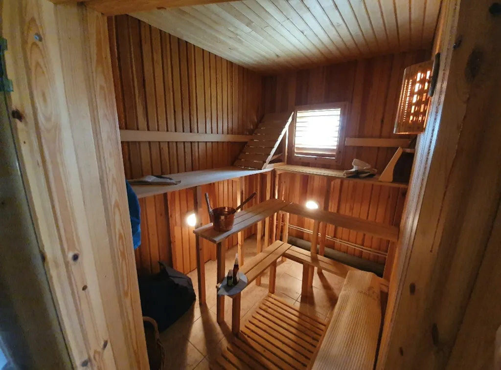 Коттедж вдали от шума и суеты на озере Сямозеро