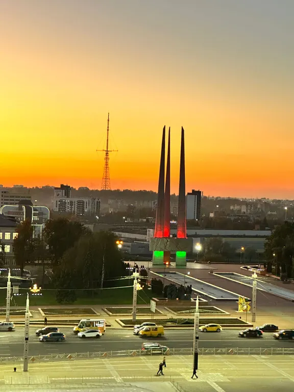 Видовая квартира в самом центре с панорамным видом на Площадь Победы.