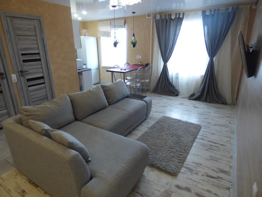 Квартира Трёхкомнатный апартамент в центре города — аренда посуточно в Липецк