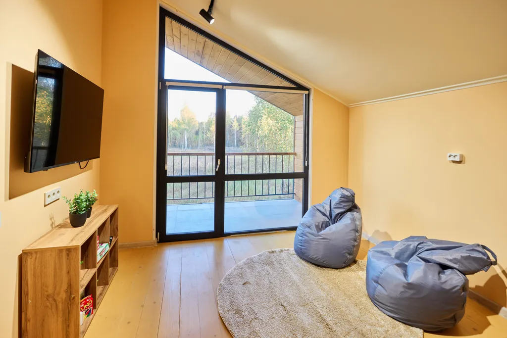 Уютный двухэтажный дом