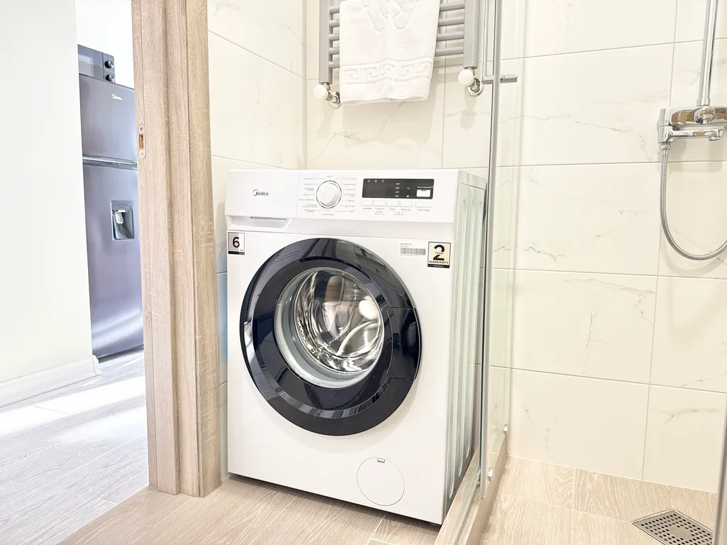 Boho sunset studio sea & mountain view