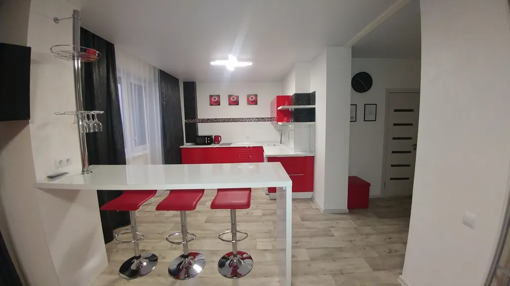 Квартира с дизайнерским ремонтом и красивым видом на город