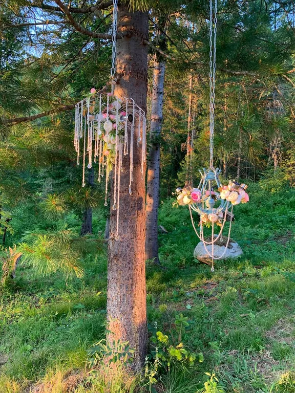 Домик для двоих на Алтае с видом на горы