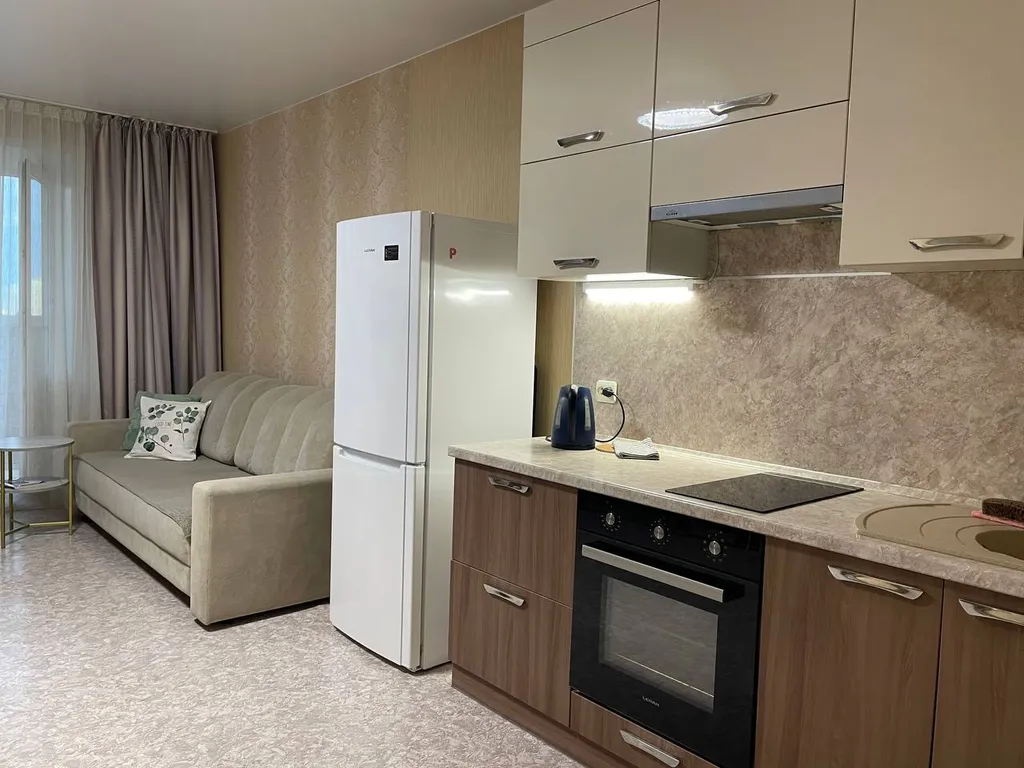 Квартира Просторная и уютная квартира ТЦ galaxy — Барнаул