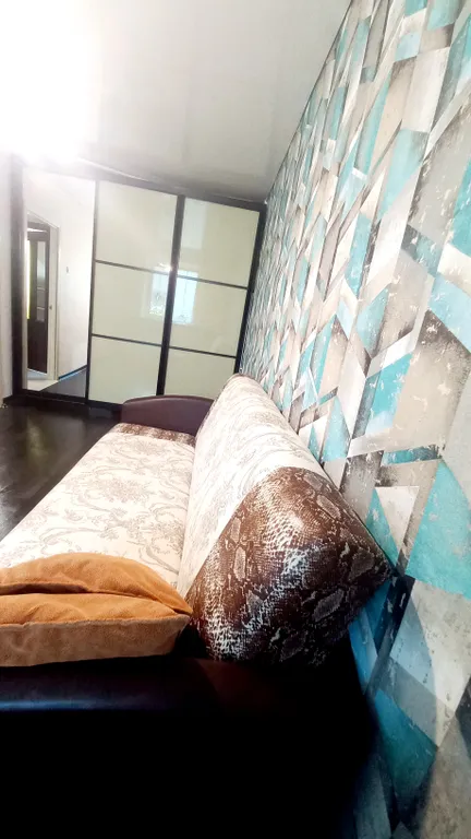 Трёхкомнатная квартира в районе жд вокзала