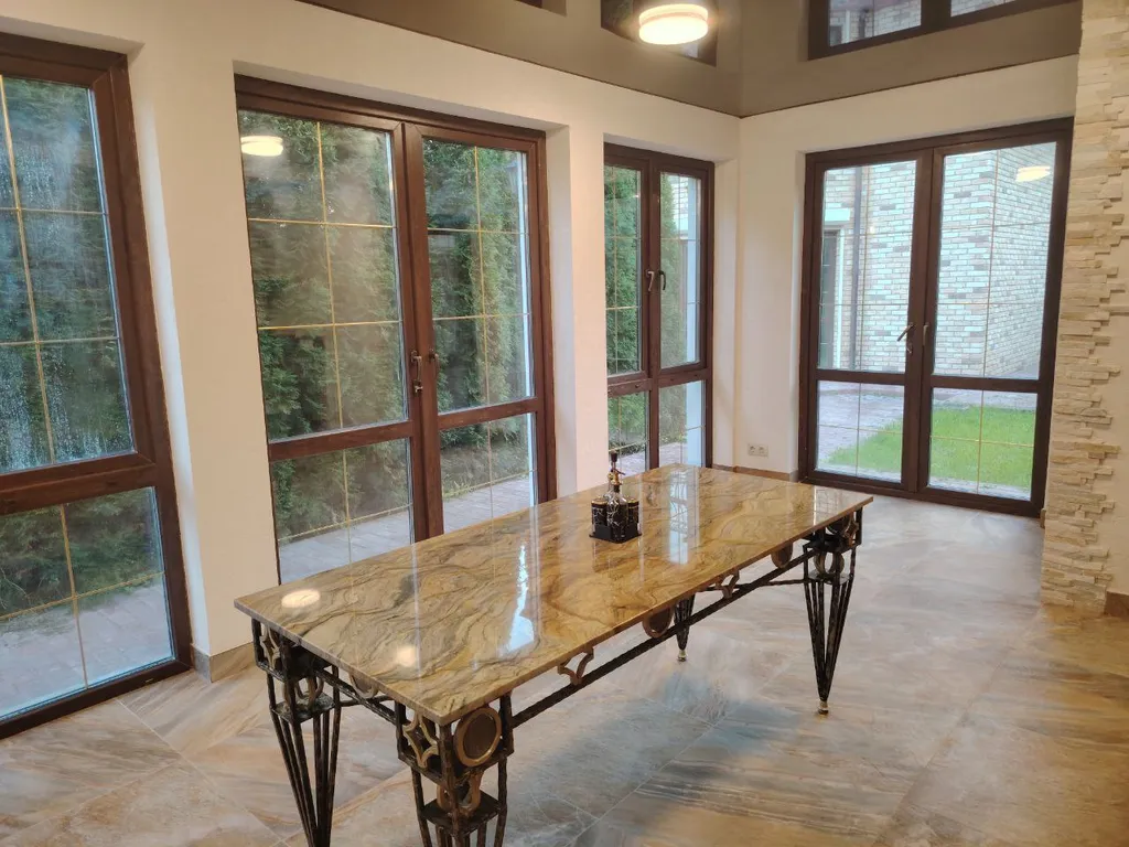 Загородный дом у озера в Подмосковье