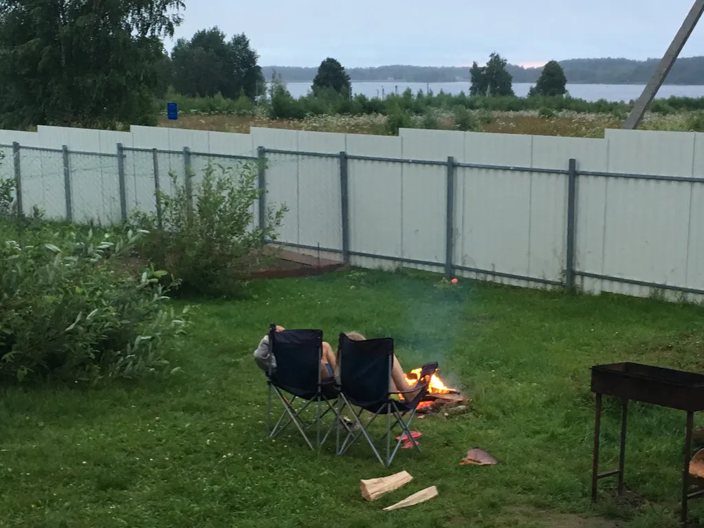 Уютный дом с пятью спальнями на берегу водохранилища