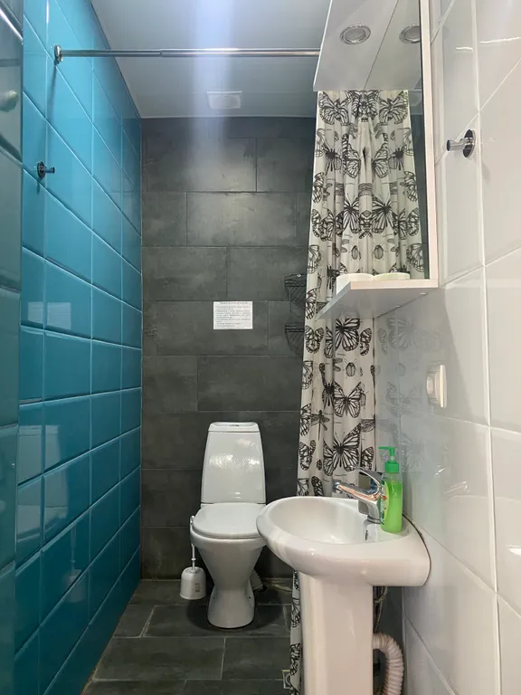 Уютный гостевой дворик в живописном тихом уголке