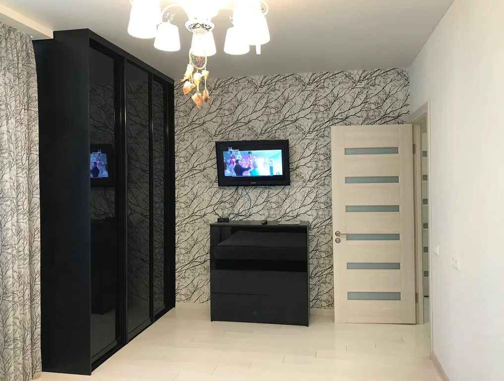 Двухкомнатные апартаменты Black & White