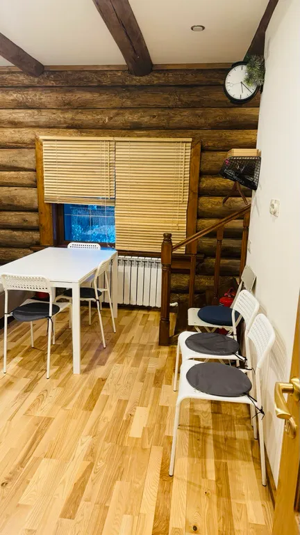 Коттедж Коттедж Гараж — Луга