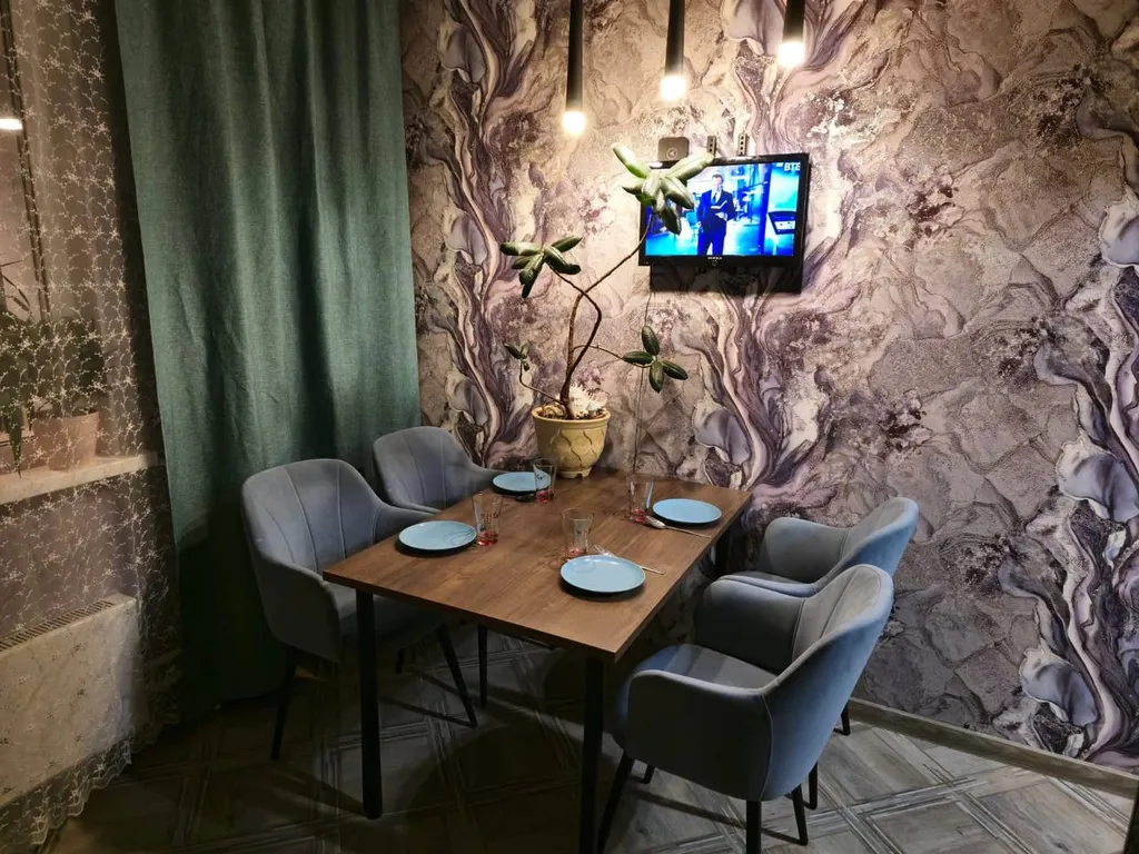 Уютная однокомнатная квартира — аренда посуточно в Сургут