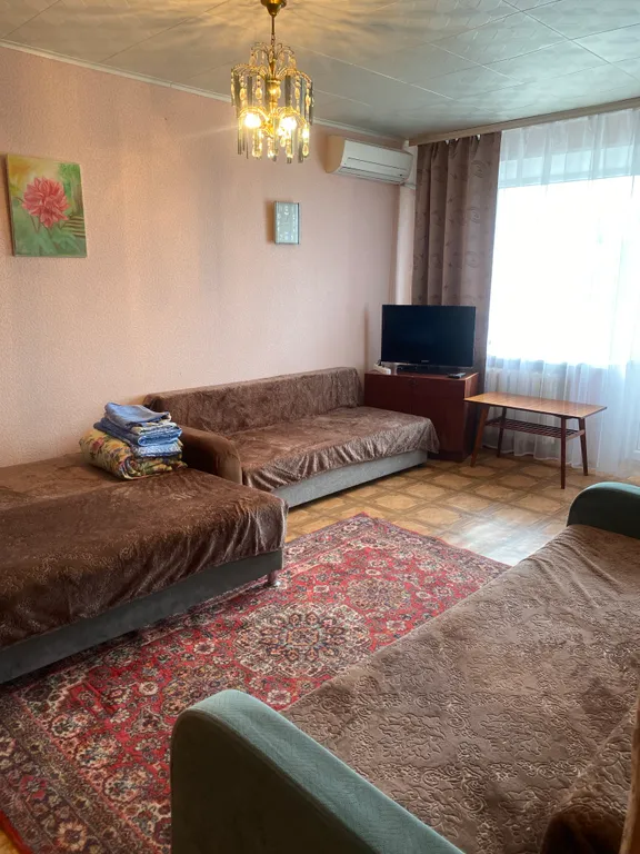 Уютная квартира в центре города — аренда посуточно в Дубовка