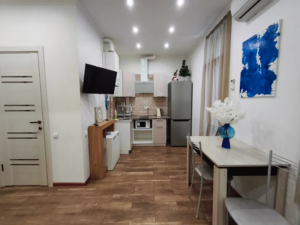 Современная студия в горах