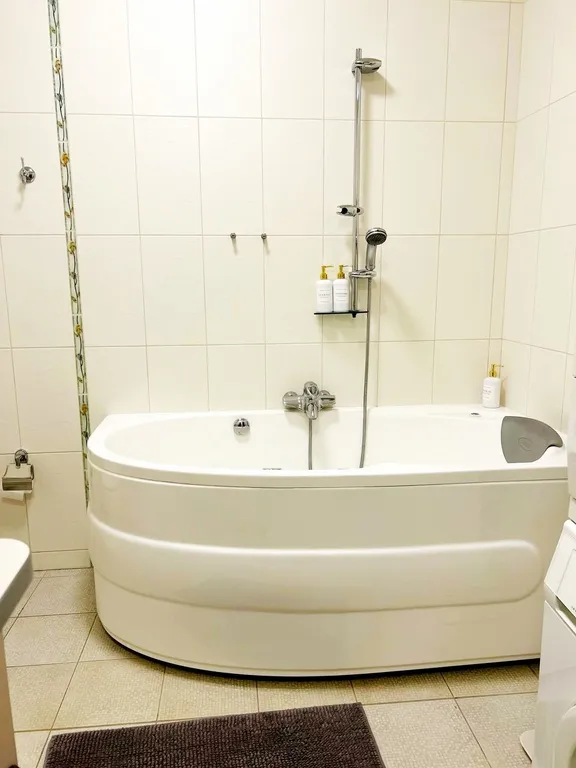 Dolce Vita апартаменты у озера с камином в 15 минутах от центра на автомобиле