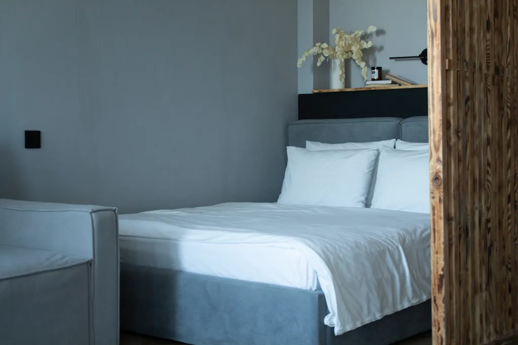 Квартира Апартаменты студия с бассейном и видом на море — Севастополь