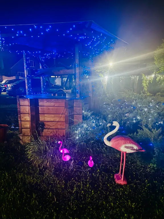 Трехместный номер с балконом, с видом на горы