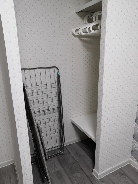 2-комнатная квартира с евроремонтом возле ГЛЦ Мраткино