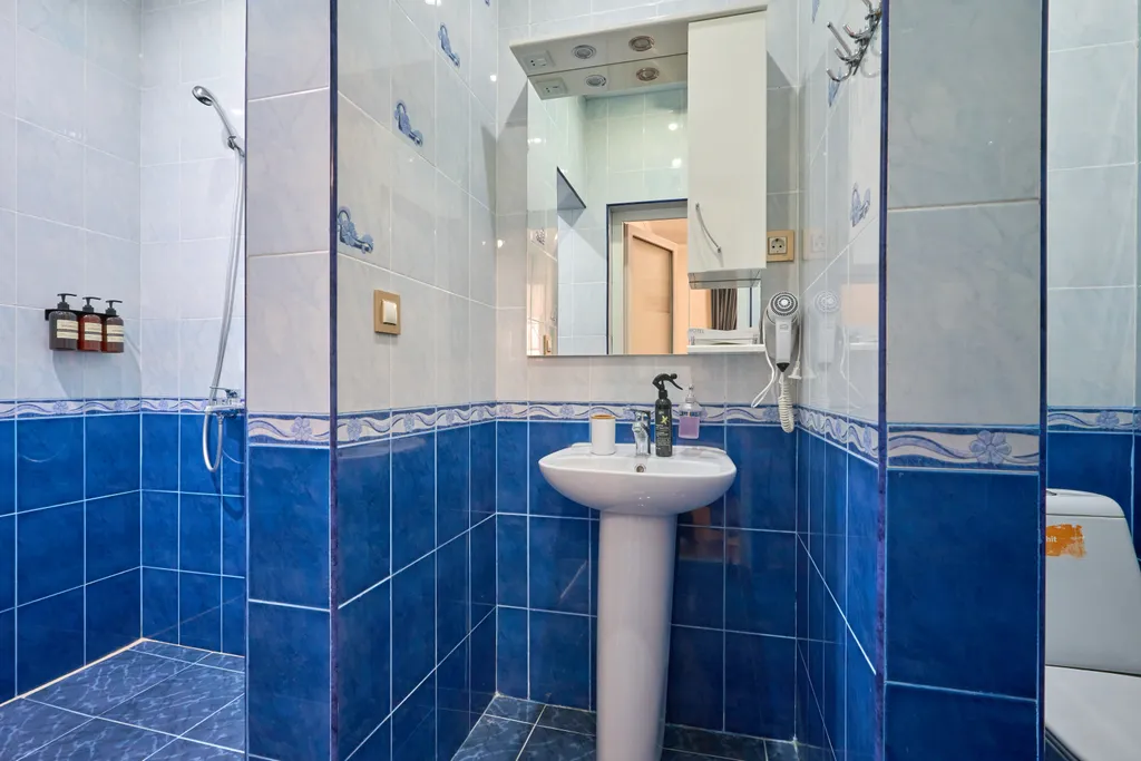 6-комнатный Дом